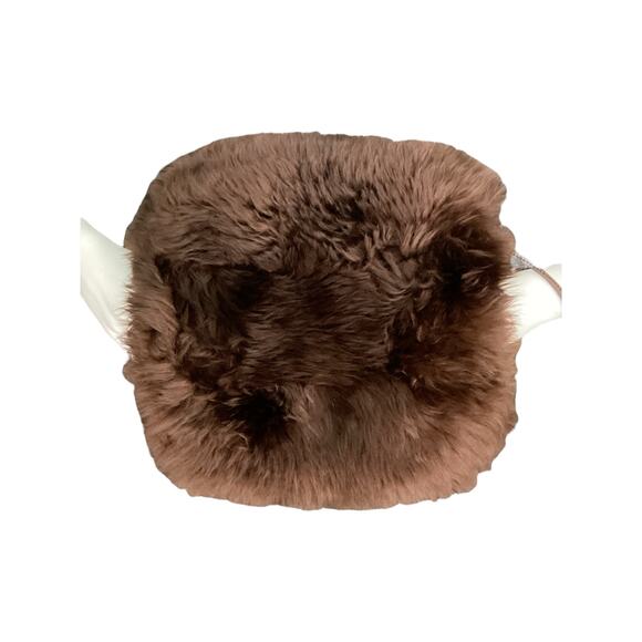 Winter Muff Women’s One Size Big Lamb Fur Warm Hand Muff Chocolate Brown - Picture 1 of 3